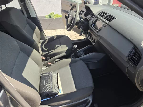 Škoda Fabia III 1,0TSi 70KW Cool + - foto 28