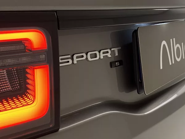 Land Rover Discovery Sport D150 S AWD AUT CZ - foto 35