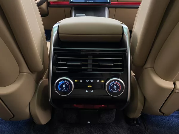 Land Rover Range Rover D350 AUTOBIOGRAPHY SWB - foto 85