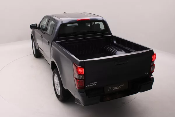 Isuzu D-Max Double Cab 1,9l LS 4x4 AUT - foto 8