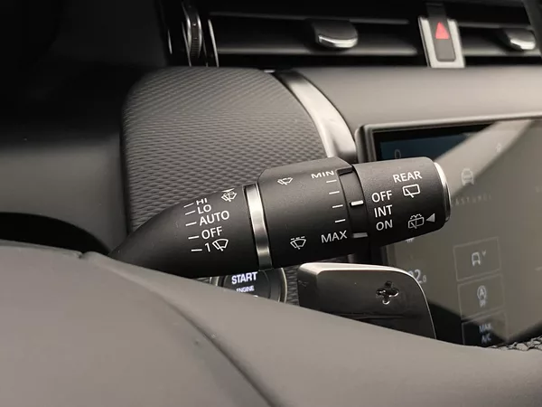 Land Rover Discovery Sport D200 LANDMARK AWD AUT - foto 12