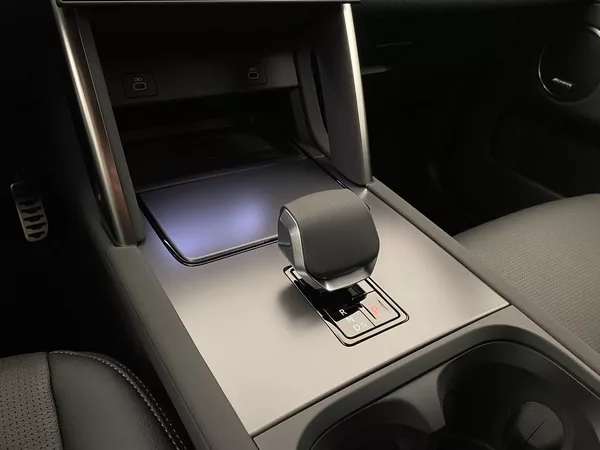Land Rover Discovery Sport D200 LANDMARK AWD AUT - foto 16