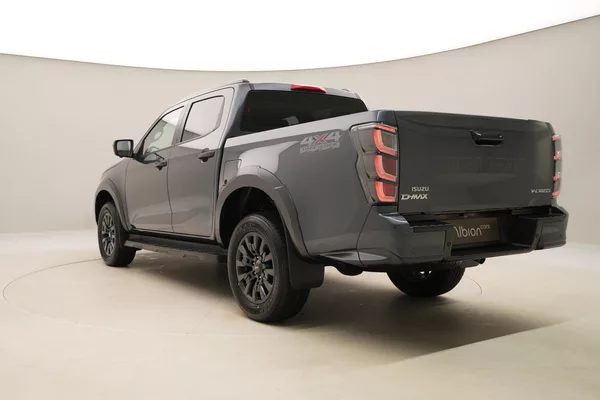 Isuzu D-Max Double Cab 2,2 V-Cross 4x4 AUT - foto 3