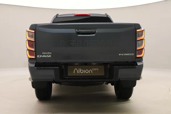 Isuzu D-Max Double Cab 2,2 V-Cross 4x4 AUT - foto 4