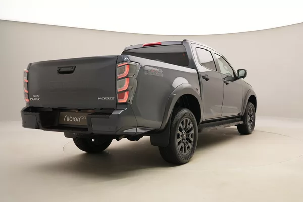 Isuzu D-Max Double Cab 2,2 V-Cross 4x4 AUT - foto 5