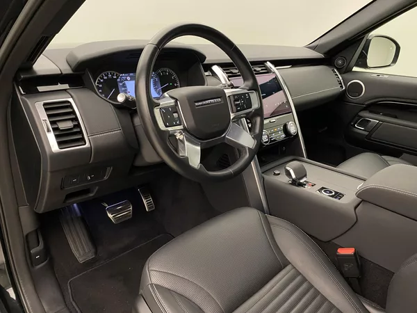 Land Rover Discovery P360 R-DYNAMIC SE AWD AUT CZ - foto 4