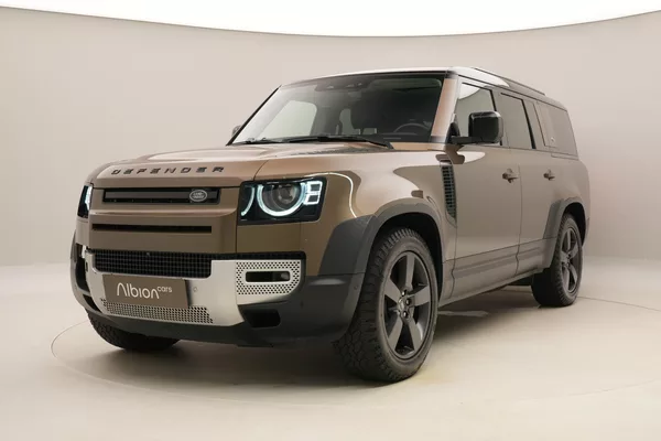 Land Rover Defender 130 D300 SE AWD AUT CZ 8míst
