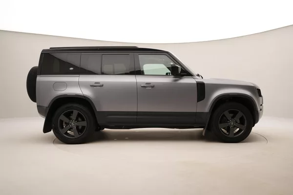 Land Rover Defender 110 D250 HSE AWD AUT CZ - foto 13