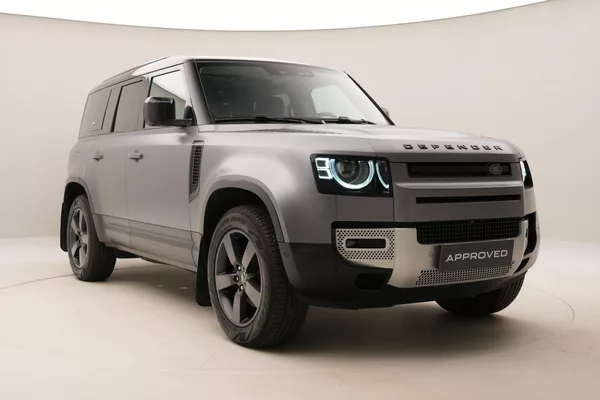 Land Rover Defender 110 D250 HSE AWD AUT CZ - foto 14