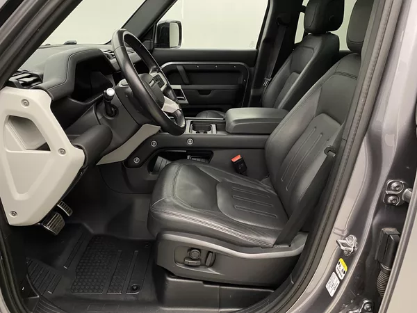 Land Rover Defender 110 D250 HSE AWD AUT CZ - foto 3