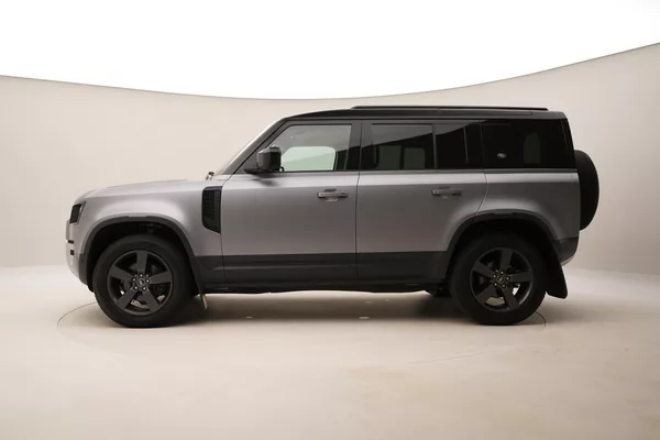 Land Rover Defender 110 D250 HSE AWD AUT CZ - foto 9