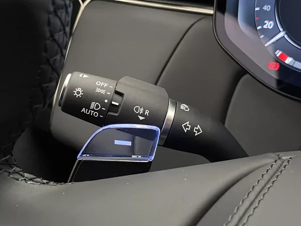 Land Rover Range Rover Sport P635 SV BLACK AWD AUT - foto 22