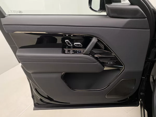 Land Rover Range Rover Sport P635 SV BLACK AWD AUT - foto 7