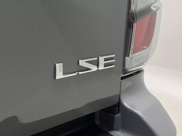 Isuzu D-Max Double Cab 2,2 LS 4x4 AUT - foto 16