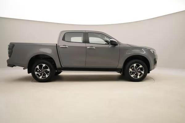 Isuzu D-Max Double Cab 2,2 LS 4x4 AUT - foto 6