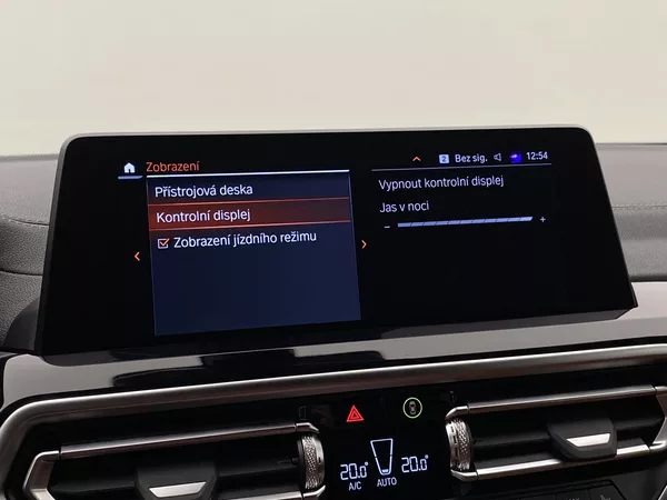 BMW X4 xDRIVE 20i MPAKET AUT CZ - foto 59