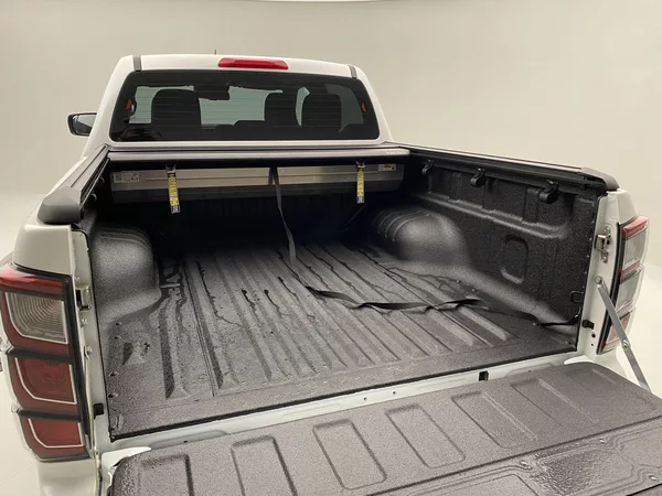 Isuzu D-Max Double Cab 1,9 V-Cross 4x4 AUT - foto 19
