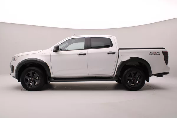 Isuzu D-Max Double Cab 1,9 V-Cross 4x4 AUT - foto 2
