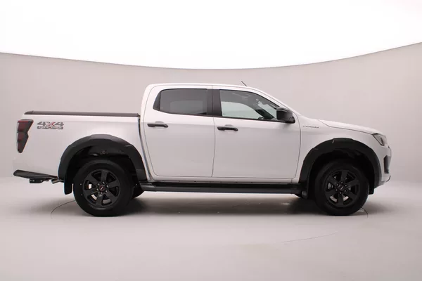 Isuzu D-Max Double Cab 1,9 V-Cross 4x4 AUT - foto 6