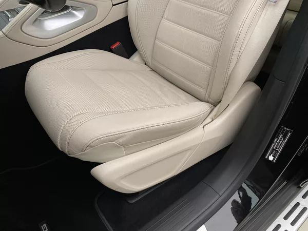 Mercedes-Benz GLS 450d 4MATIC AUT CZ 7míst - foto 24