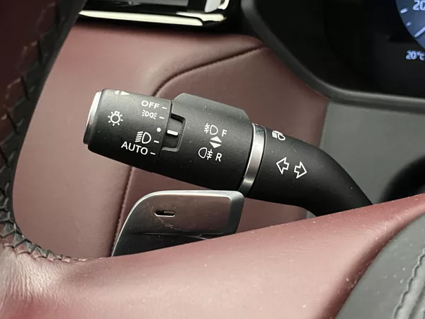Land Rover Range Rover Velar D300 HSE DYNAMIC AWD AUT CZ - foto 21