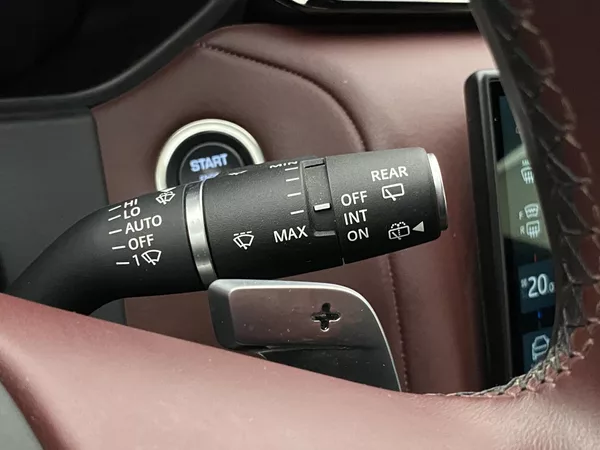 Land Rover Range Rover Velar D300 HSE DYNAMIC AWD AUT CZ - foto 22