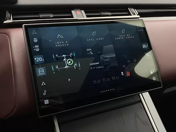 Land Rover Range Rover Velar D300 HSE DYNAMIC AWD AUT CZ - foto 35