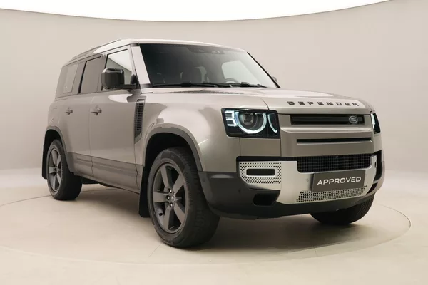 Land Rover Defender 110 D300 SE AWD AUT CZ - foto 14