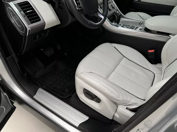 Land Rover Range Rover Sport 3.0 TDV6 HSE AWD AUT - foto 19