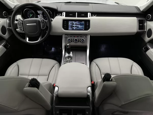 Land Rover Range Rover Sport 3.0 TDV6 HSE AWD AUT - foto 2