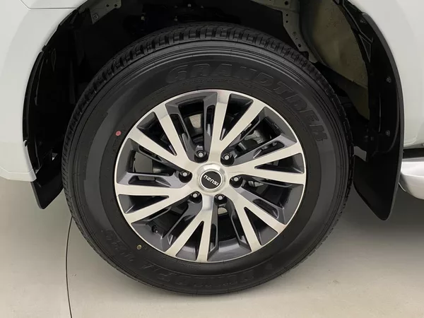 Isuzu D-Max Double Cab 1,9l LSE 4x4 AUT - foto 8