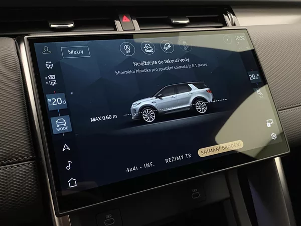 Land Rover Discovery Sport D200 DYNAMIC SE AWD AUT - foto 45