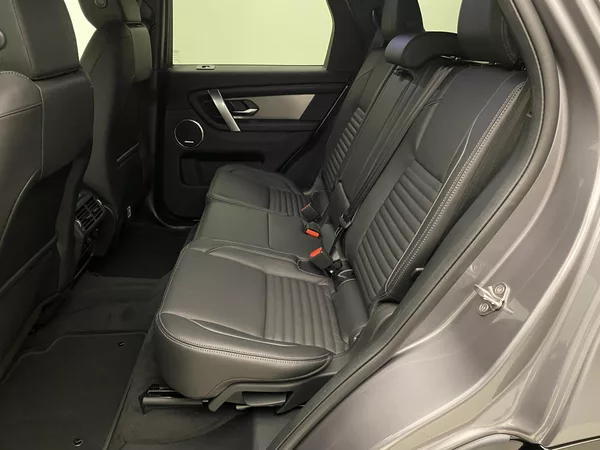 Land Rover Discovery Sport D200 DYNAMIC SE AWD AUT - foto 9
