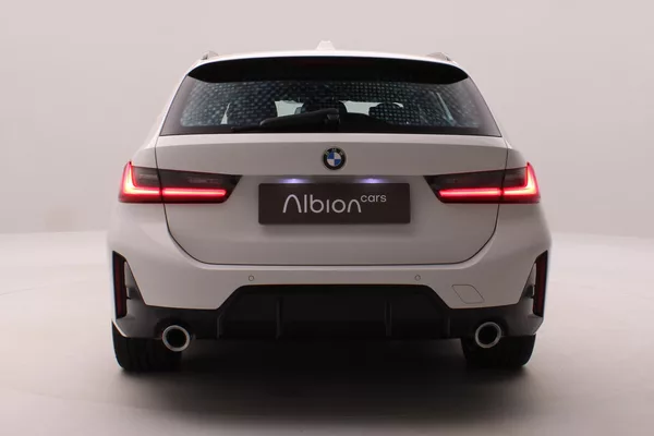 BMW Řada 3 320d XDRIVE MPAKET AUT CZ - foto 6
