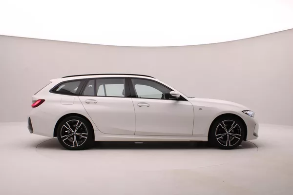 BMW Řada 3 320d XDRIVE MPAKET AUT CZ - foto 8