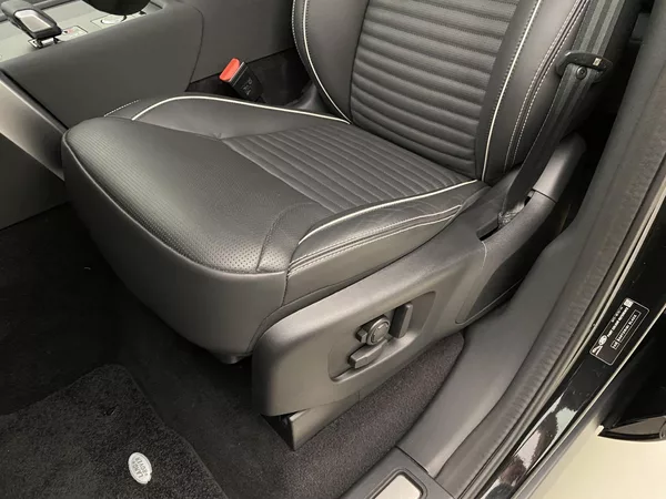 Land Rover Discovery P360 R-DYNAMIC SE AWD - foto 15