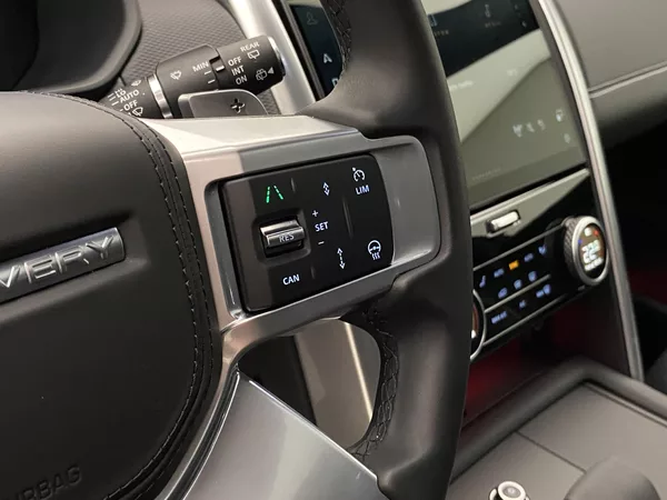 Land Rover Discovery P360 R-DYNAMIC SE AWD - foto 26