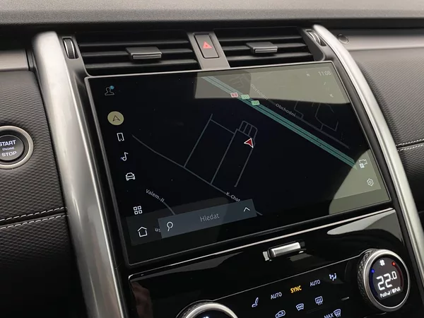 Land Rover Discovery P360 R-DYNAMIC SE AWD - foto 32