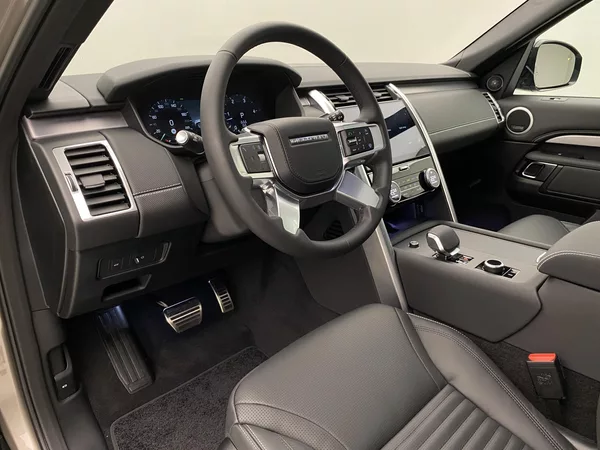 Land Rover Discovery D350 Dynamic HSE AWD AUT - foto 22