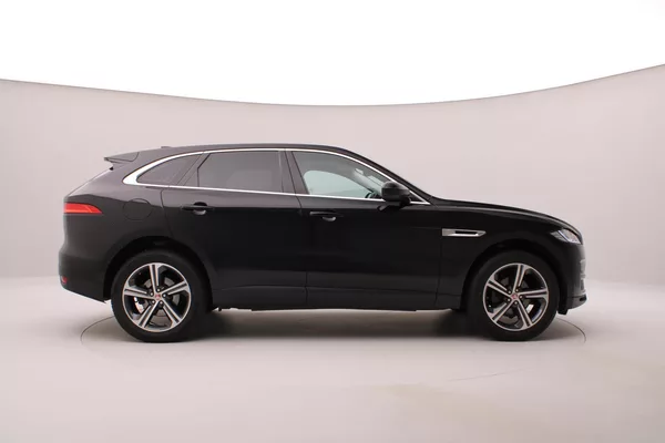Jaguar F-Pace 25t AWD AUT - foto 13