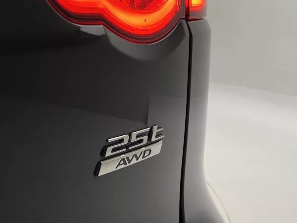 Jaguar F-Pace 25t AWD AUT - foto 30