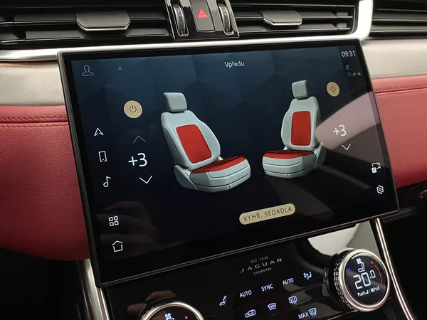Jaguar XF P300 R-DYNAMIC S AWD AUT CZ - foto 37