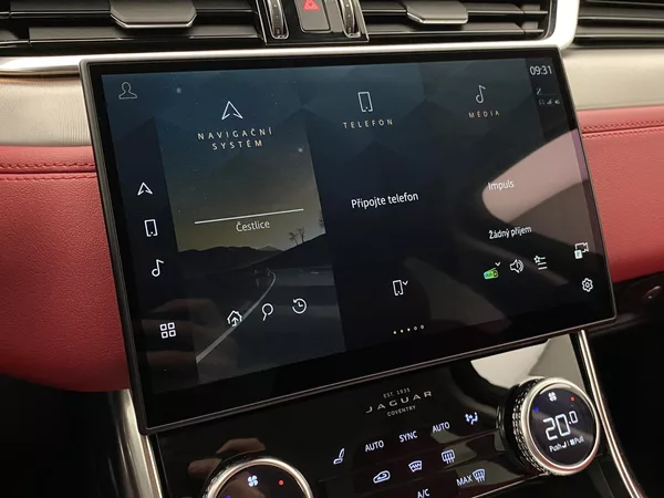 Jaguar XF P300 R-DYNAMIC S AWD AUT CZ - foto 8