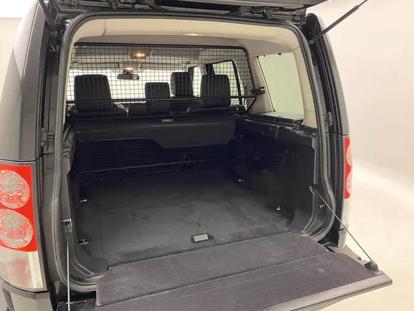 Land Rover Discovery 4 SDV6 SE AWD AUT CZ - foto 6