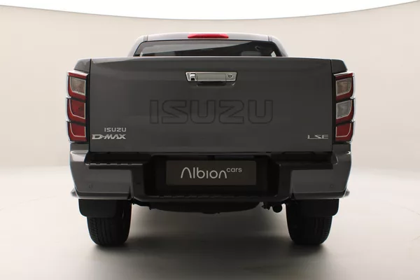Isuzu D-Max Double Cab 2,2 LS 4x4 AUT - foto 4