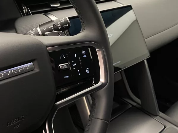 Land Rover Discovery Sport D200 DYNAMIC SE AWD AUT CZ - foto 25