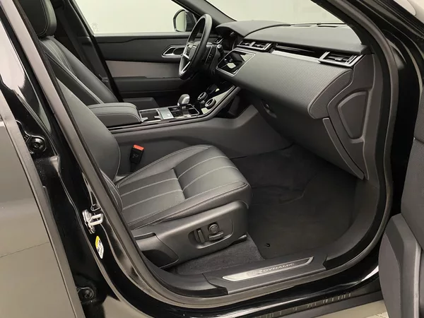 Land Rover Range Rover Velar D200 SE R-DYNAMIC AWD AUT - foto 9