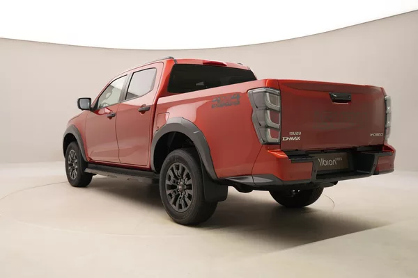 Isuzu D-Max Double Cab 2,2 V-Cross 4x4 AUT - foto 3