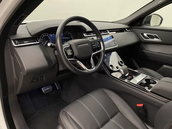 Land Rover Range Rover Velar D200 SE R-DYNAMIC AWD AUT - foto 4
