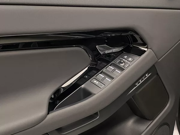 Land Rover Range Rover Evoque D165 R-DYNAMIC SE AWD AUT - foto 5